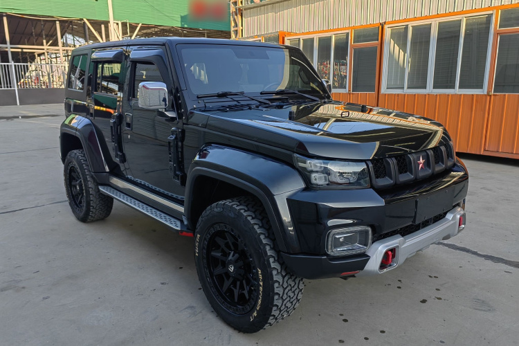 北京BJ40 2018款 PLUS 2.0T 自动四驱城市猎人版车身外观6002