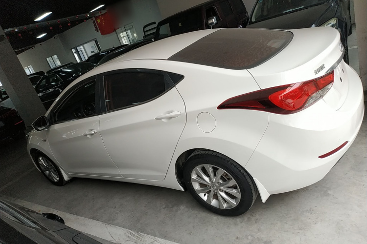 现代 朗动 2016款 1.6L 自动智能型车身外观4