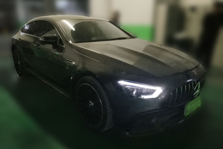 奔驰 2019款 AMG GT 50 四门跑车车身外观3