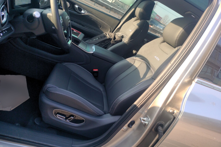 埃安 AION V 2024款 Plus 70 星耀版 磷酸铁锂中控内饰19