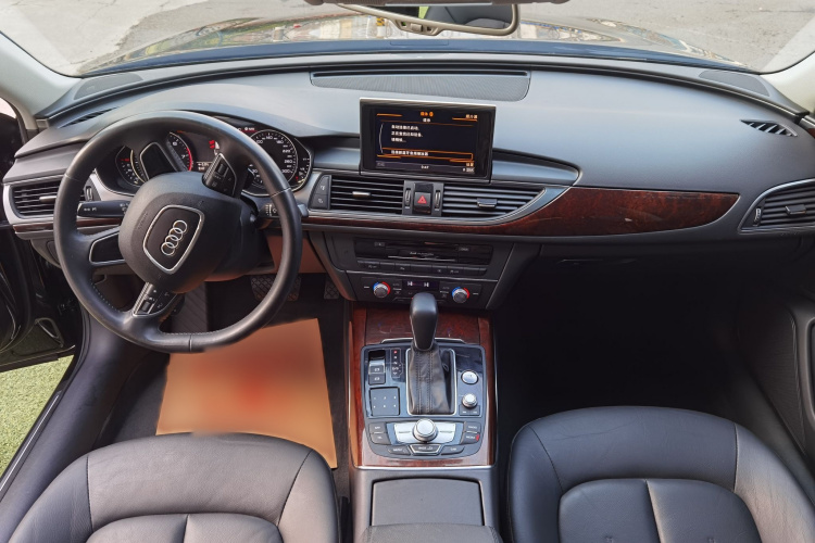 奥迪A6L 2017款 TFSI 舒适型中控内饰7003