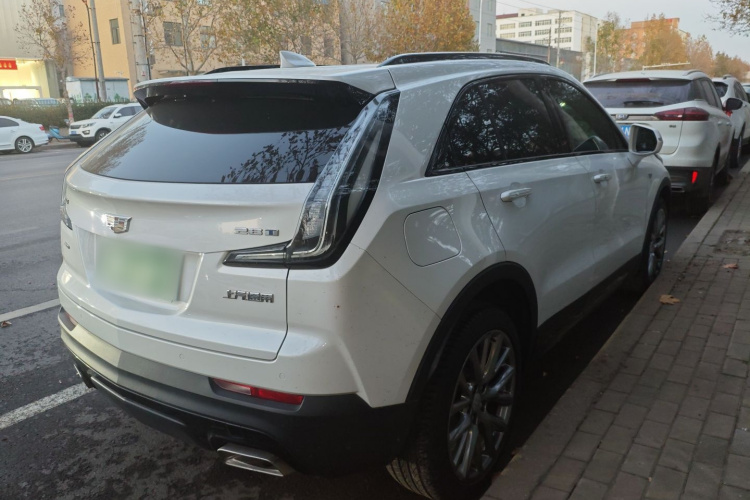 凯迪拉克XT4 2022款 28T 四驱铂金型车身外观6005