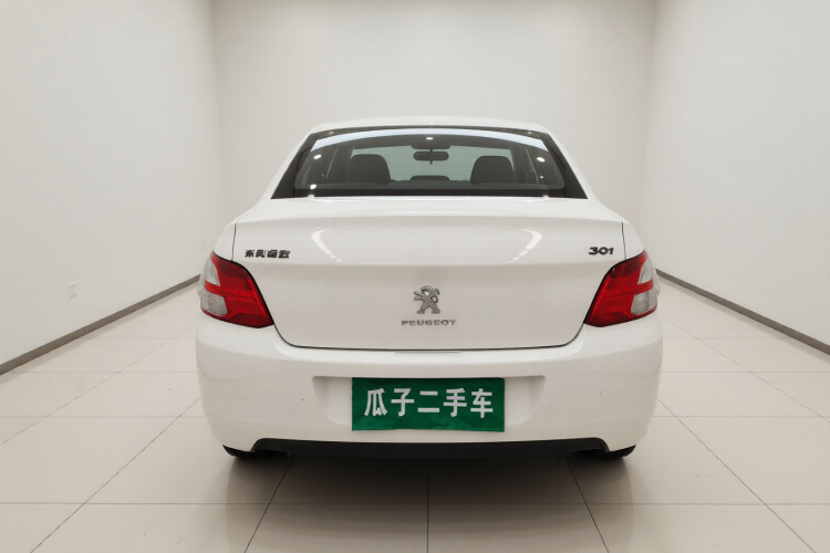 标致301 2014款 1.6L 自动舒适版车身外观6