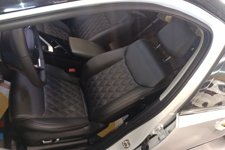 五菱汽车 五菱星辰 2022款 2.0L DHT电速款中控内饰19