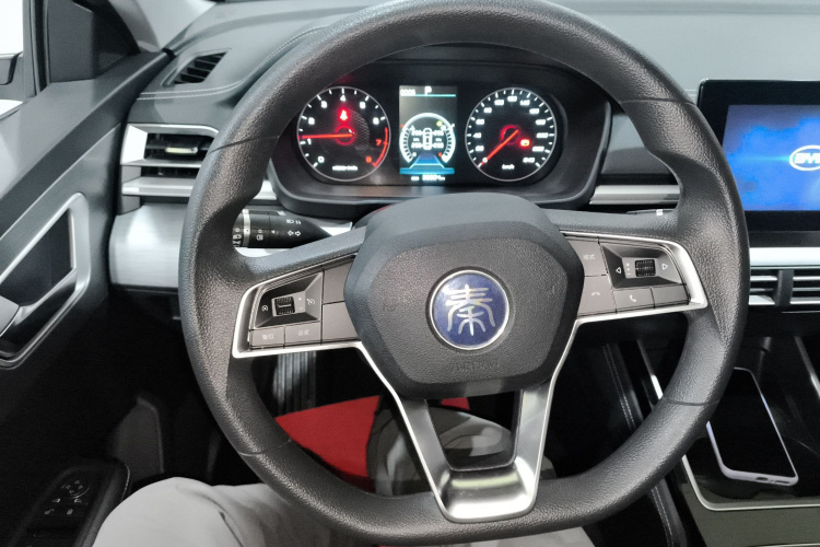 比亚迪 秦 2019款 1.5L 自动豪华型中控内饰13