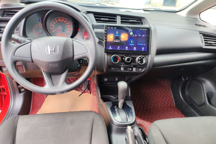 本田 飞度 2018款 1.5L CVT舒适天窗版中控内饰7002