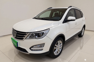 宝骏560 2016款 1.5T 手动舒适型