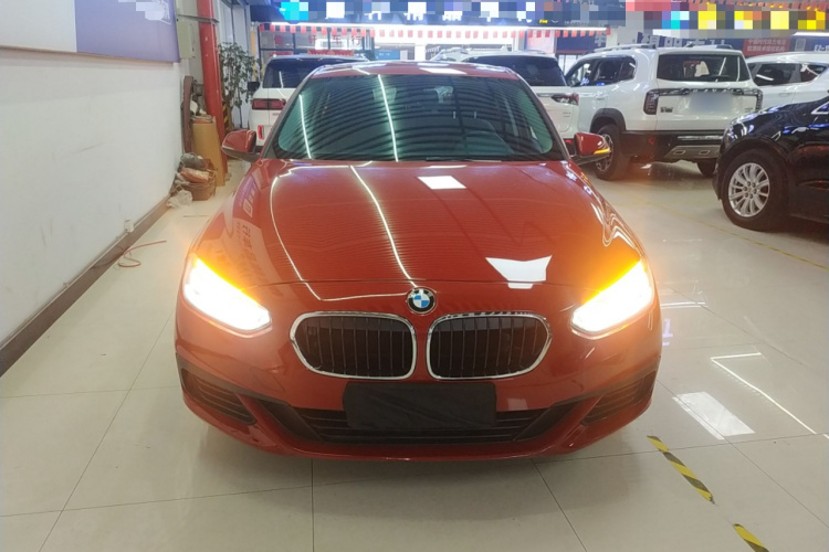 宝马1系 2020款 120i 时尚型车身外观6001