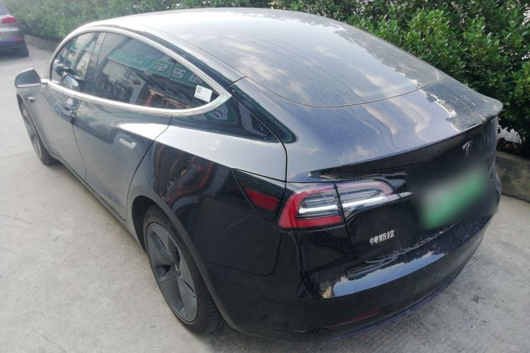 特斯拉 Model 3 2020款 改款 长续航后轮驱动版车身外观4