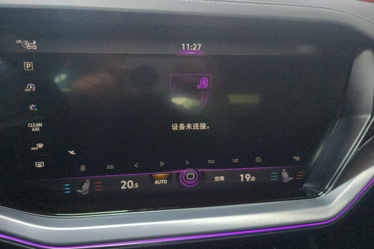 大众 途锐  3.0TSI 锐享版 曜黑运动套装中控内饰7002