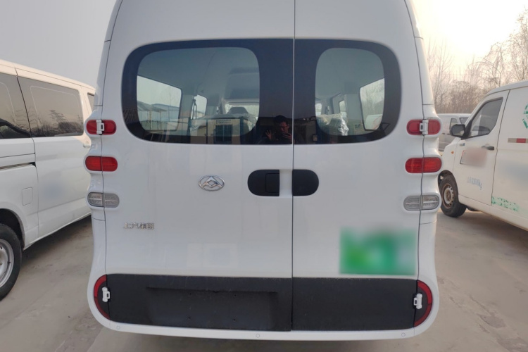 上汽大通MAXUS 大拿V1 2024款 V1 长轴高顶 多功能版（62kWh）车身外观6004