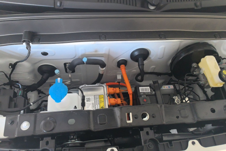 吉利银河 熊猫 2025款 210km 元气熊机舱底盘24