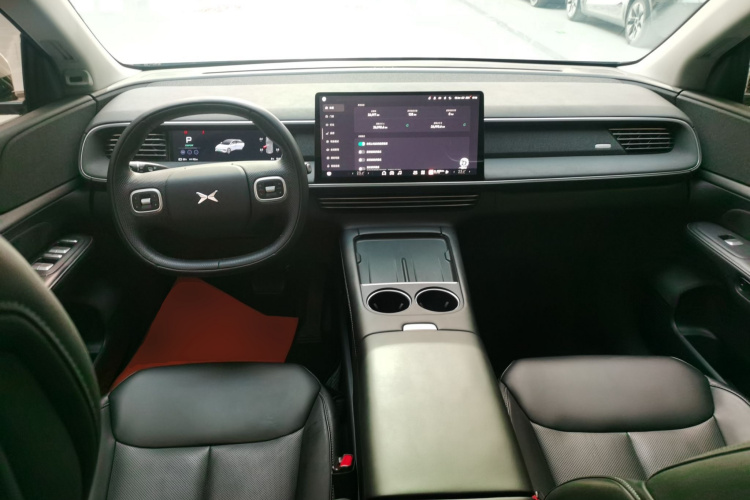 小鹏G6 2023款 580 长续航 Max中控内饰12