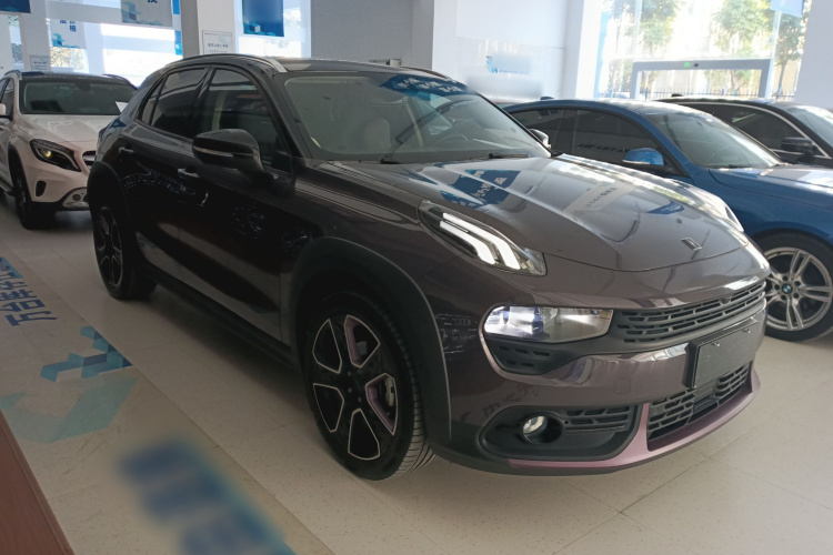 领克02 2021款 2.0TD 自动两驱耀 冠军版车身外观3