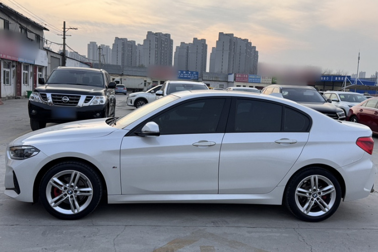 宝马1系 2020款 120i M运动套装车身外观6005