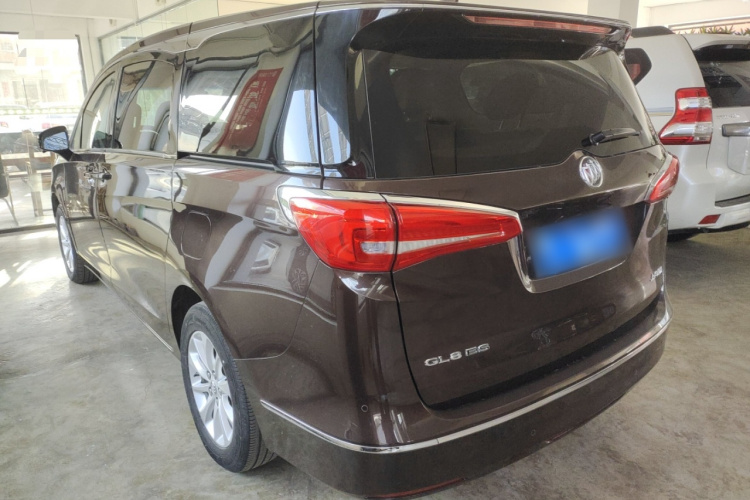 别克GL8 2018款 ES 28T 舒适型 国VI车身外观4