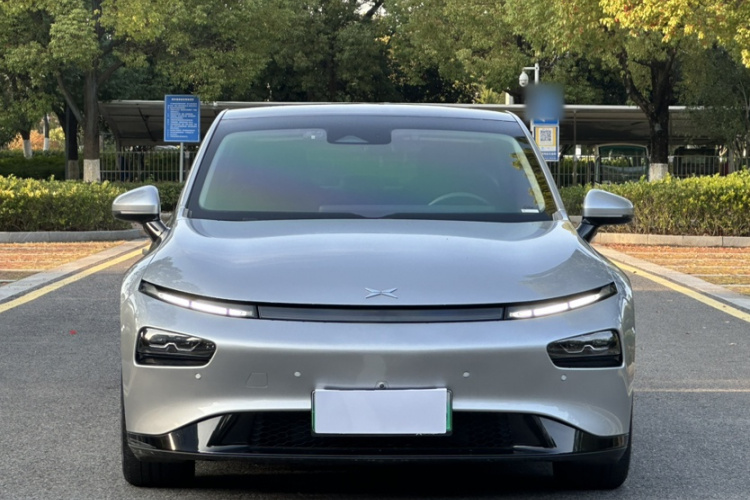 小鹏P7 2021款 480N车身外观6006