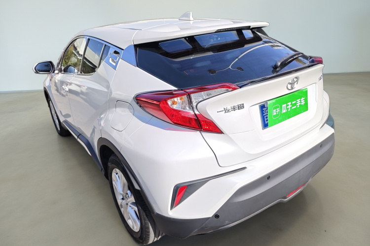 丰田 奕泽IZOA 2021款 2.0L 奕行版车身外观5