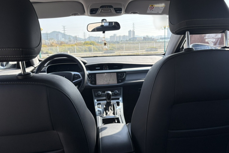 吉利汽车 帝豪 2020款 1.5L CVT向上版中控内饰7007