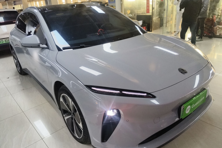 蔚来ET5T 2023款 75kWh Touring车身外观3