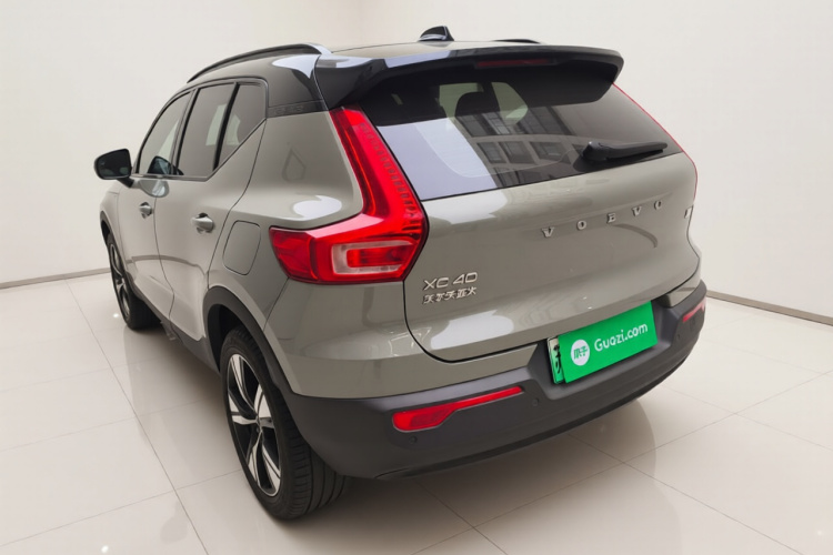 沃尔沃XC40新能源 2021款 P8 纯电 四驱智雅运动版车身外观5