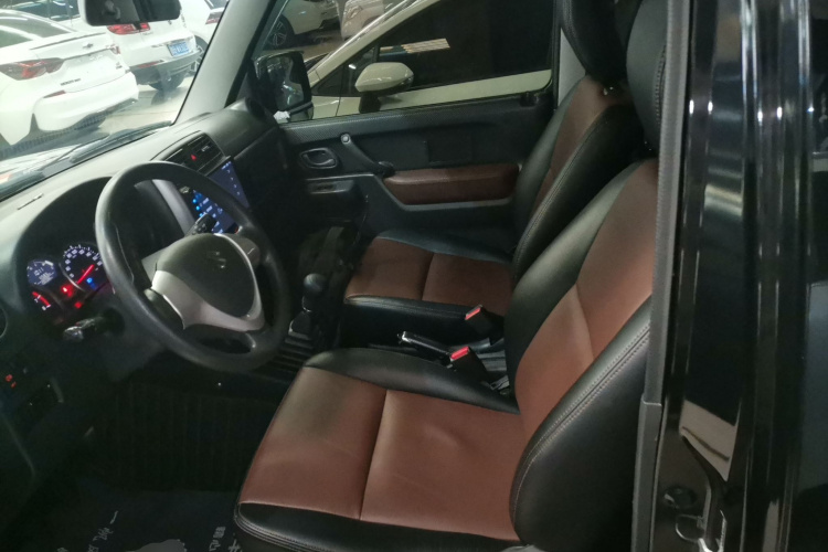 铃木 吉姆尼 2015款 1.3 MT JLX中控内饰19