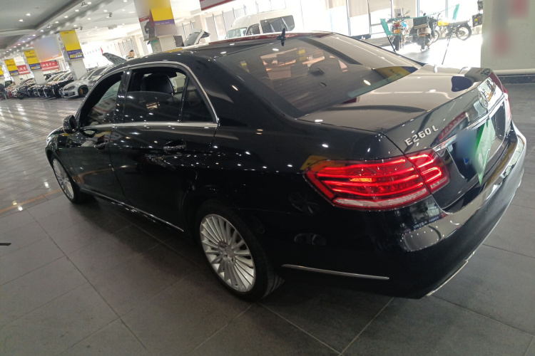 奔驰E级 2015款 E 200 L车身外观6003