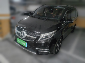 奔驰V级 2020款 V 260 L 长轴距豪华版