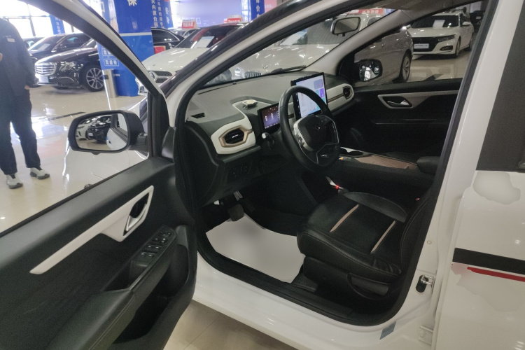 思皓 2022款 花仙子款 向日葵中控内饰20