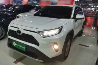 丰田 RAV4荣放 2022款 2.0L CVT两驱风尚Plus版