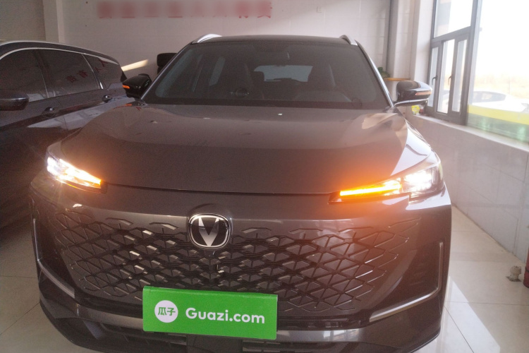 长安CS55PLUS 2024款 第三代 1.5T DCT卓越型车身外观2