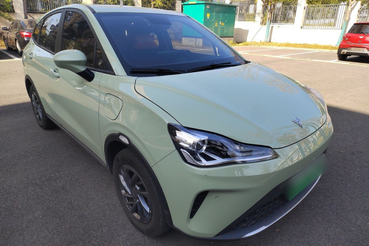 哪吒汽车 哪吒AYA 2023款 318 Lite车身外观6002