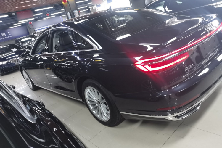 奥迪A8 2021款 A8L 50 TFSI quattro 舒适型车身外观4