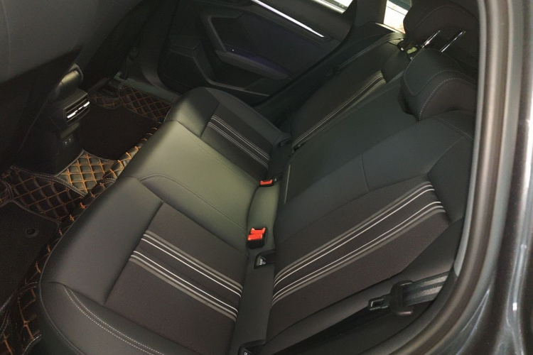 奥迪A3 2024款 Sportback 35 TFSI 时尚运动型中控内饰7004