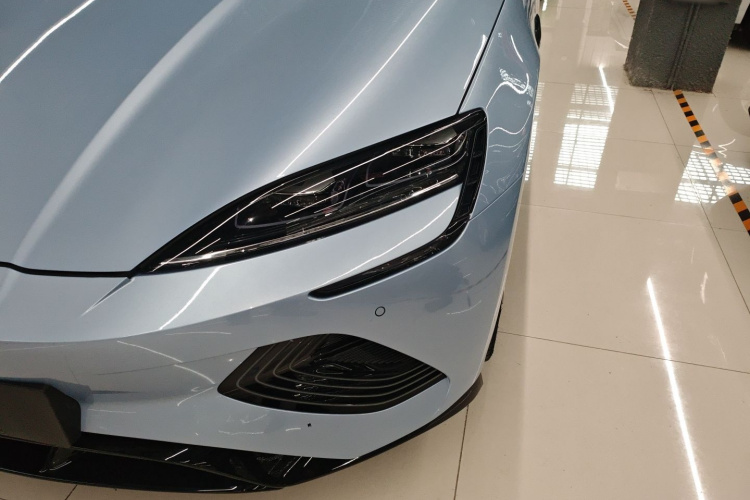 比亚迪 海豹 2022款 650km 四驱性能版局部细节36