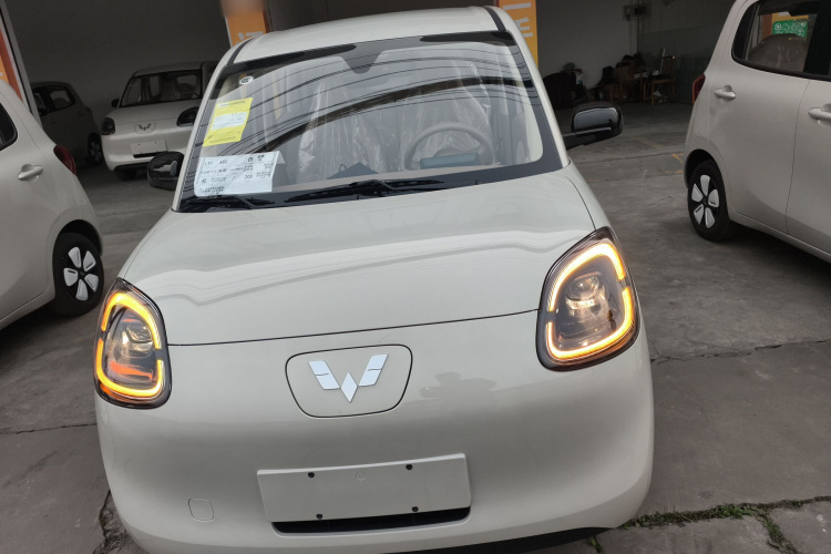 五菱汽车 宏光MINIEV 2025款 四门版 进阶款车身外观2