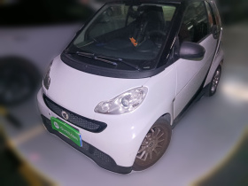 smart fortwo 2012款 1.0 MHD 硬顶标准版