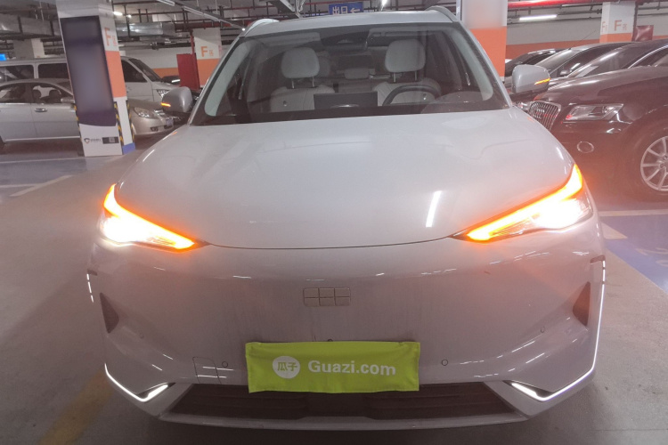 吉利银河 银河E5 2024款 530km 星舰版车身外观2