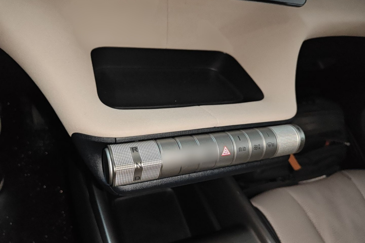 比亚迪 海豚 2024款 荣耀版 420km 时尚版局部细节18