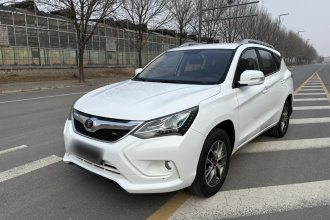 比亚迪 宋 2017款 盖世升级版 1.5TI 手动领先型