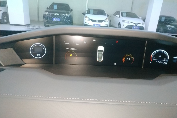 长安UNI-V 2024款 2.0T 高能版局部细节14