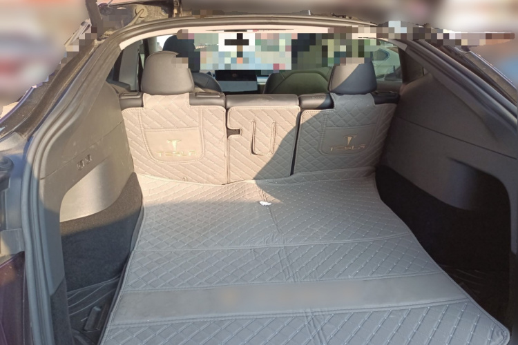 特斯拉 Model Y 2023款 长续航全轮驱动版局部细节23