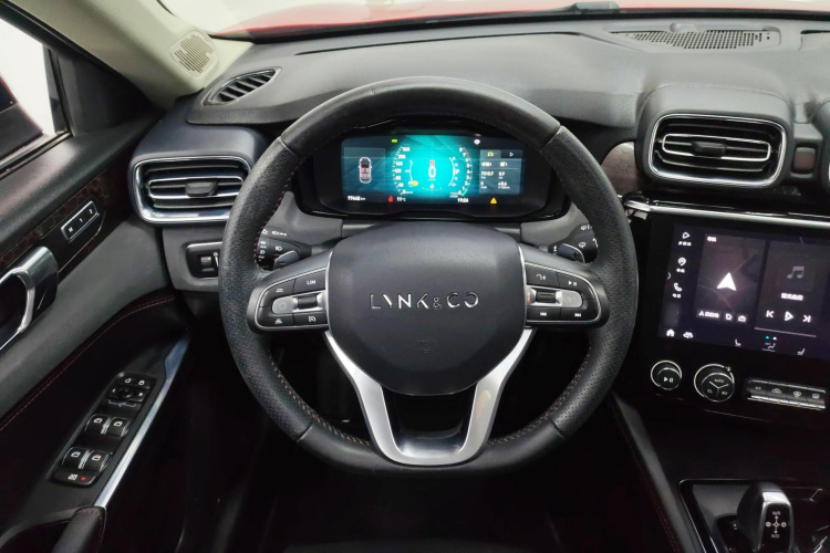 领克02 2019款 1.5T DCT两驱劲Pro版 国VI中控内饰13