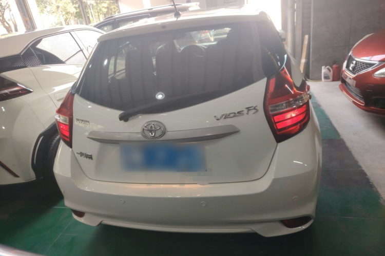 丰田 威驰FS 2017款 1.5L CVT锋驰版车身外观6