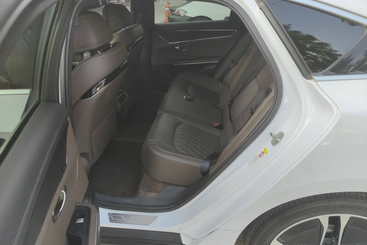 比亚迪 汉 2020款 EV 超长续航版尊贵型中控内饰7004