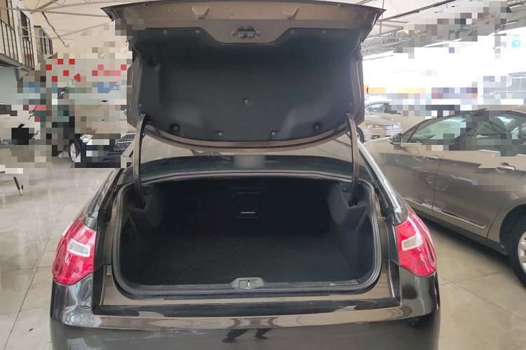 雪铁龙C5 2014款 2.0L 自动尊享型局部细节23