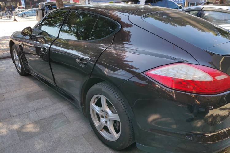 保时捷 2010款 Panamera 4 3.6L车身外观4