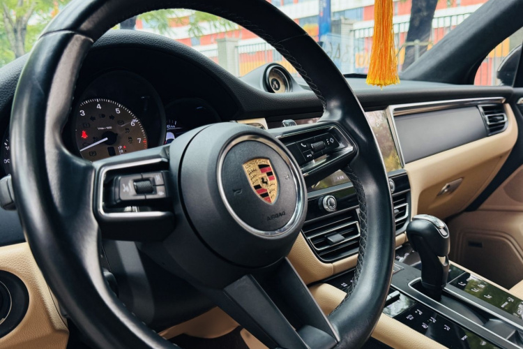 保时捷 2022款 Macan 2.0T中控内饰7007