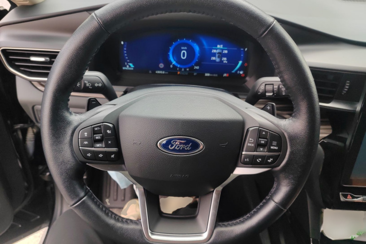 福特 探险者 2020款 EcoBoost 285 四驱钛金版 7座中控内饰13