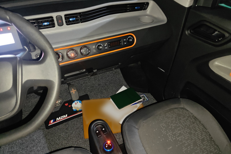 五菱汽车 宏光MINIEV 2022款 轻松款 磷酸铁锂局部细节16